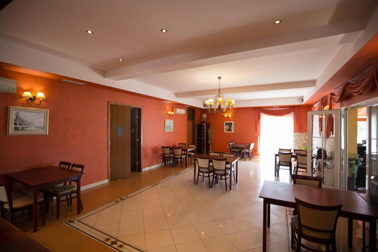 Villa Tamaris Palit Esterno foto