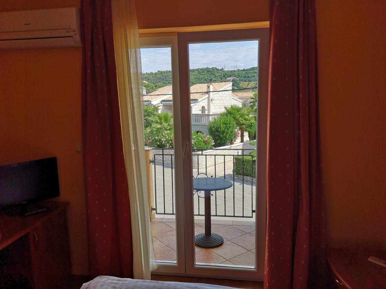 Villa Tamaris Palit Esterno foto